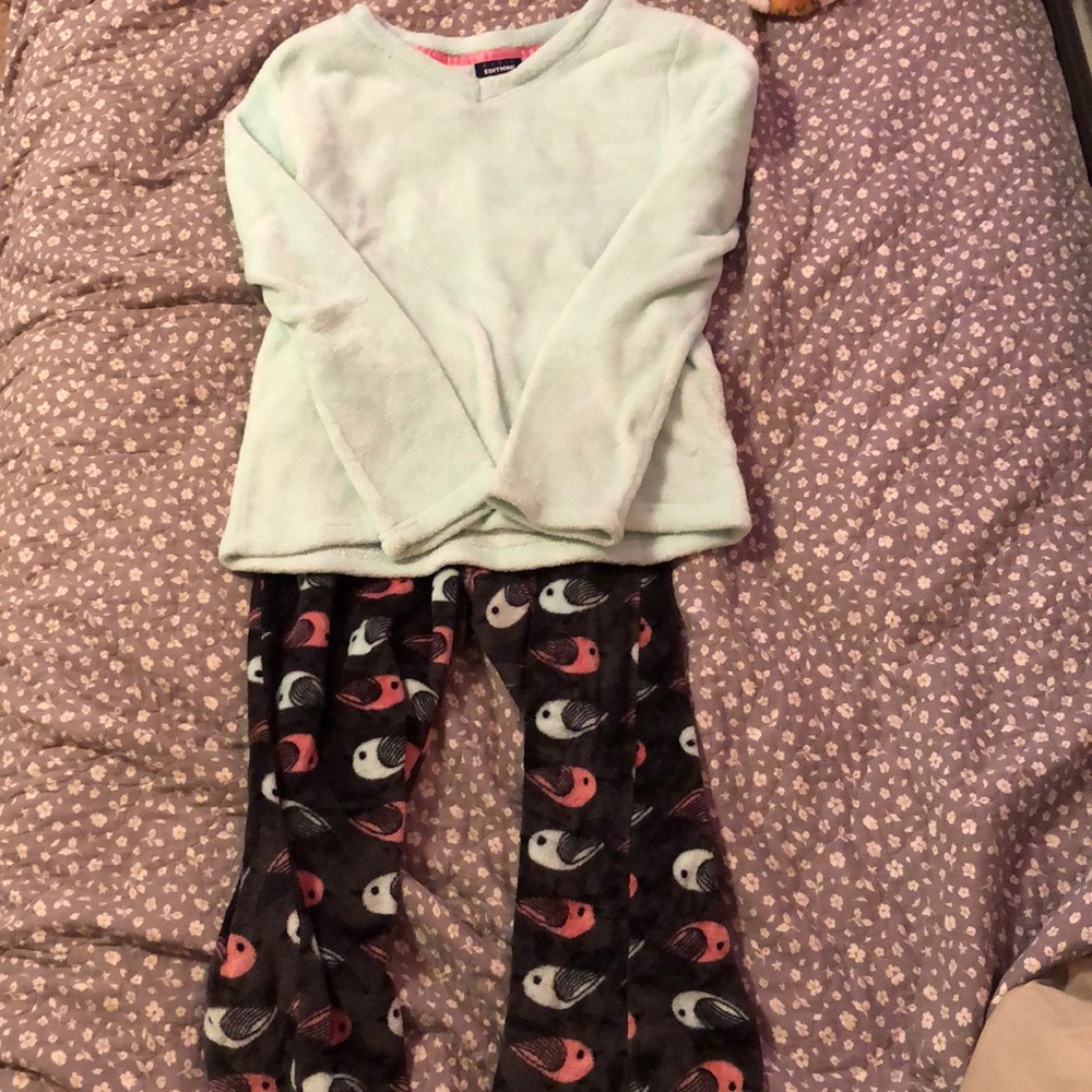 pajama set